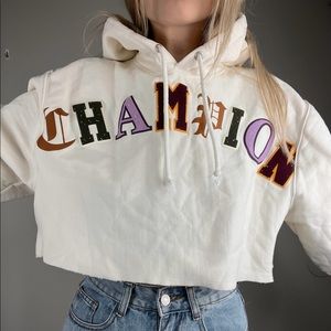 Cropped Champion Hoodie